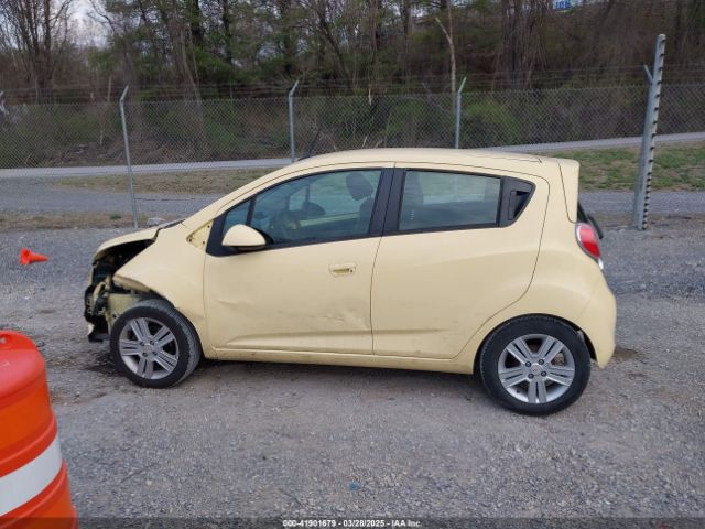 KL8CD6S99EC431211 Chevrolet Spark 1lt Auto