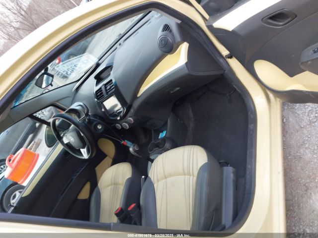 KL8CD6S99EC431211 Chevrolet Spark 1lt Auto