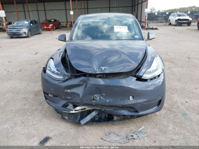 7SAYGDEEXPA124203 Tesla Model Y