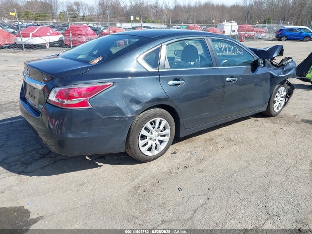 Nissan Altima 2.5 S 2014 1N4AL3AP8EC158378 Image 4