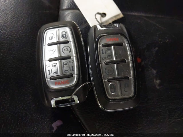 2C4RC1BG1HR794961 Chrysler Pacifica Touring-l