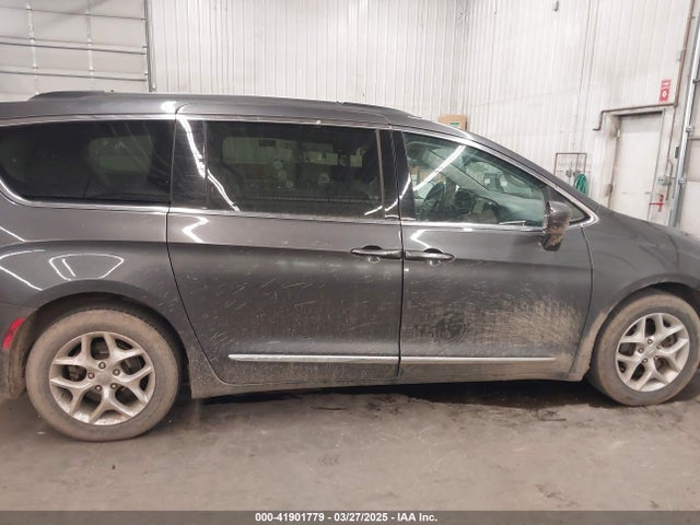 2C4RC1BG1HR794961 Chrysler Pacifica Touring-l