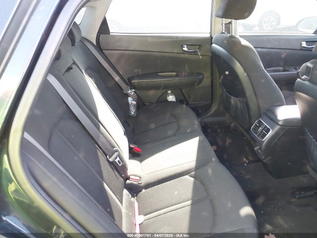 KNAGT4LE9J5023217 KIA Optima Hybrid Premium