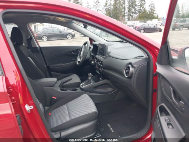 KM8K2CAB0NU868211 Hyundai Kona Se