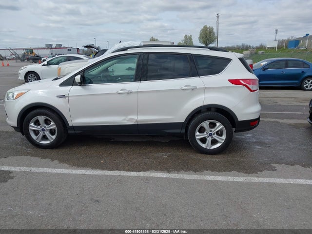 1FMCU0GX4GUC55365 Ford ESCAPE SE