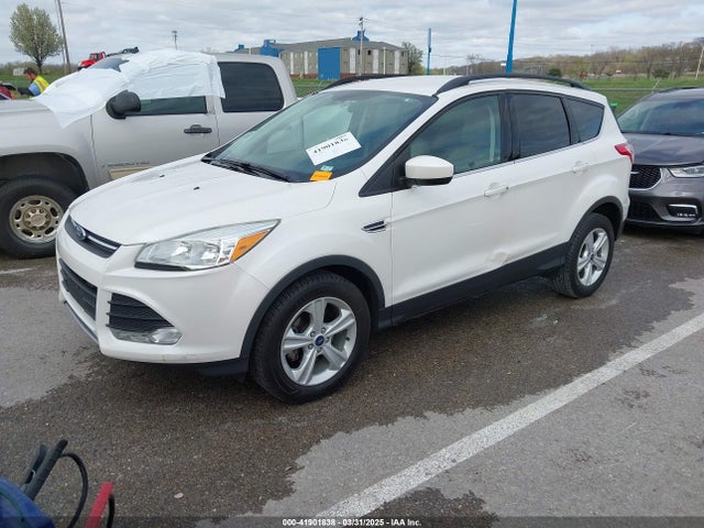 1FMCU0GX4GUC55365 Ford ESCAPE SE