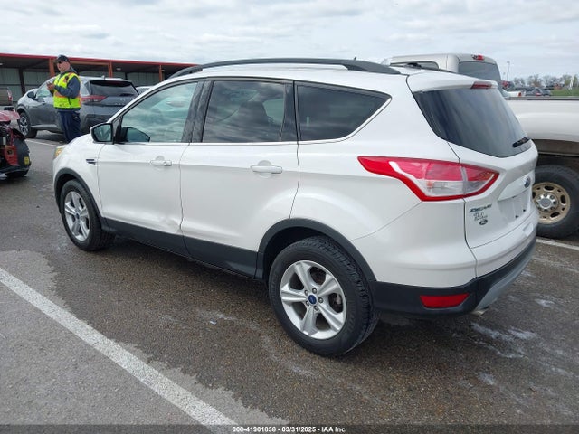 1FMCU0GX4GUC55365 Ford ESCAPE SE
