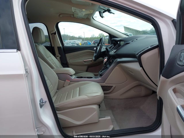 1FMCU0GX4GUC55365 Ford ESCAPE SE