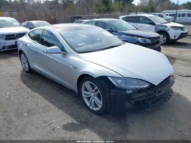 2015 TESLA MODEL S 5YJSA1H2XFFP74493 Photo 0