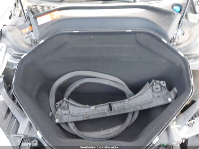 2015 TESLA MODEL S 5YJSA1H2XFFP74493 Photo 9