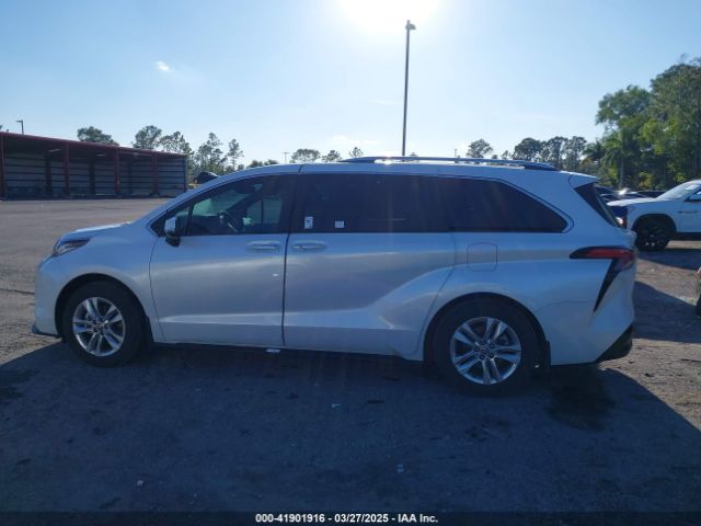 5TDZRKEC6RS209376 Toyota Sienna Limited