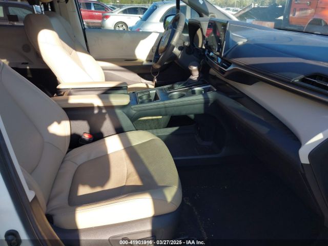 5TDZRKEC6RS209376 Toyota Sienna Limited