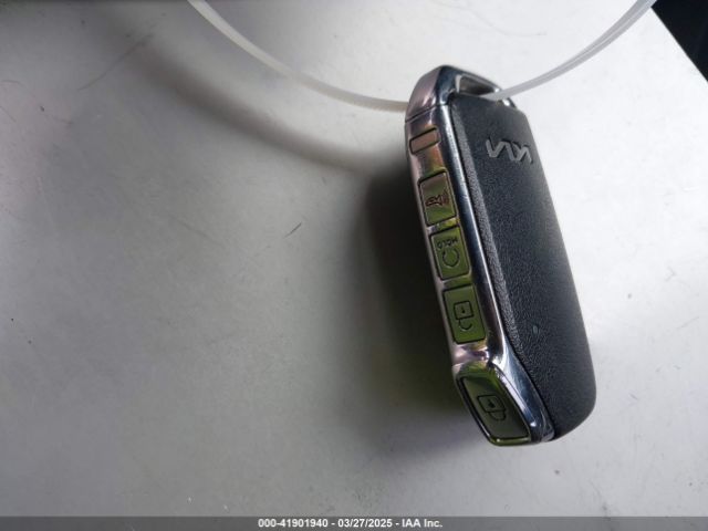 KNDCR3LE0P5108224 KIA NIRO EX