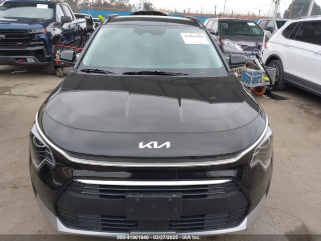 KNDCR3LE0P5108224 KIA NIRO EX