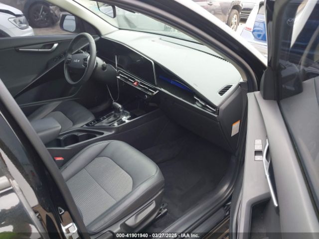 KNDCR3LE0P5108224 KIA NIRO EX