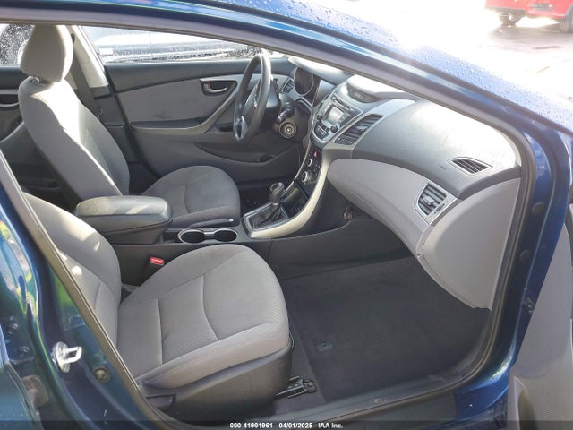 5NPDH4AEXFH634973 Hyundai ELANTRA SE