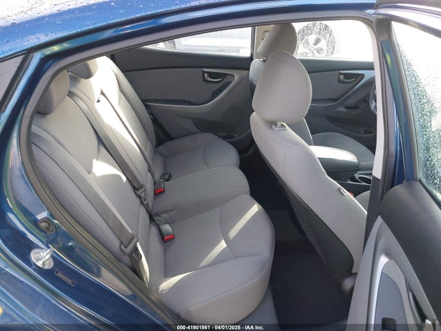 5NPDH4AEXFH634973 Hyundai ELANTRA SE