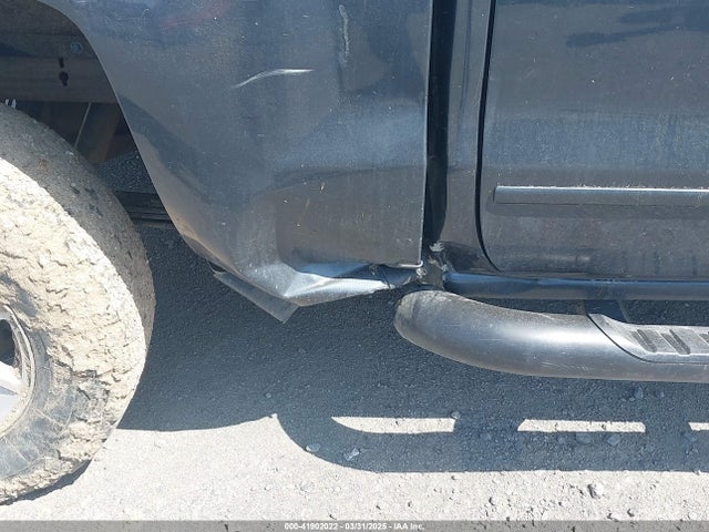 3GCUKRECXHG300543 Chevrolet Silverado 1500 1lt