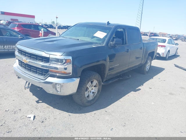 3GCUKRECXHG300543 Chevrolet Silverado 1500 1lt