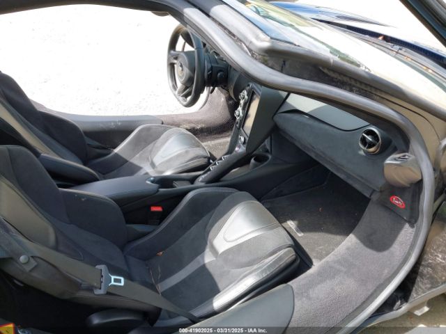 2019 MCLAREN 720S SBM14DCA2KW002960 Photo 4