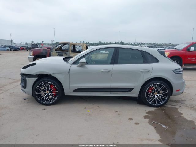 WP1AF2A53NLB31162 Porsche Macan Gts