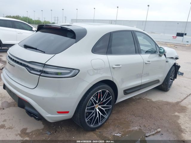 WP1AF2A53NLB31162 Porsche Macan Gts