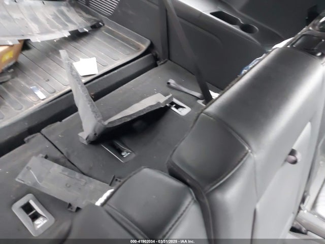 1GNSKCKD2NR174442 Chevrolet Suburban 4wd Lt