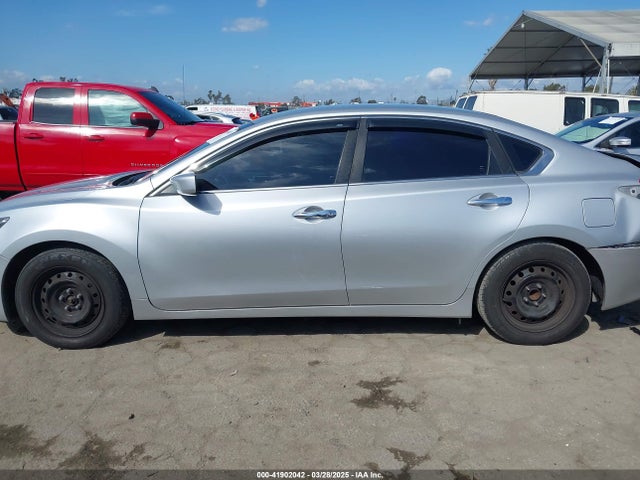 1N4AL3AP0GC254587 Nissan Altima 2.5 S