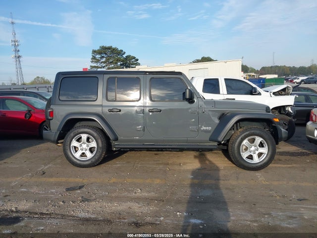 1C4HJXDNXKW521175 Jeep Wrangler Unlimited Sport S 4x4