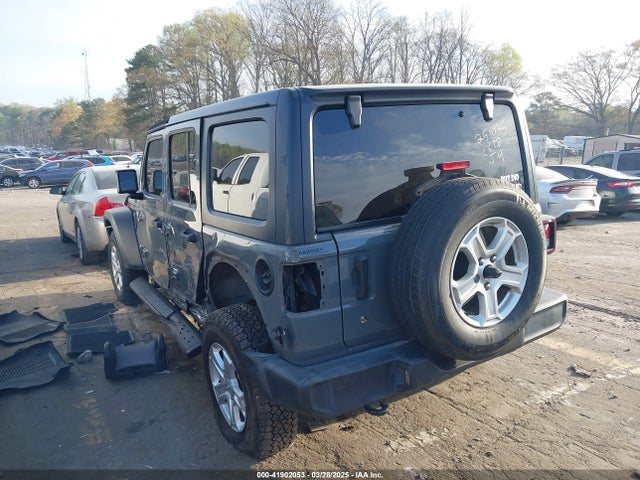 1C4HJXDNXKW521175 Jeep Wrangler Unlimited Sport S 4x4