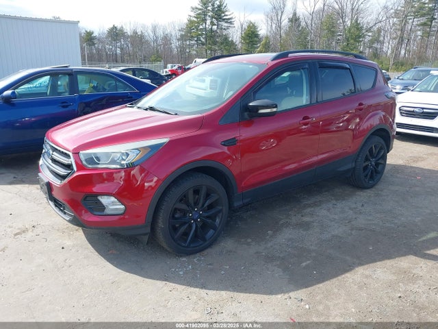 1FMCU9JD6HUA98037 Ford Escape Titanium