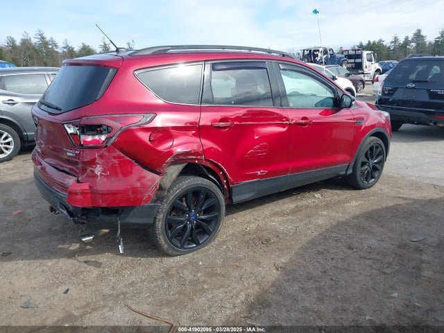 1FMCU9JD6HUA98037 Ford Escape Titanium