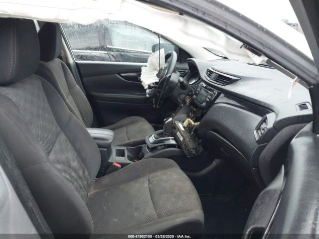 JN1BJ1CR9HW132076 Nissan Rogue Sport Sv
