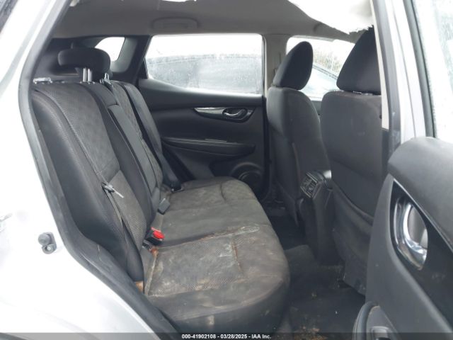 JN1BJ1CR9HW132076 Nissan Rogue Sport Sv