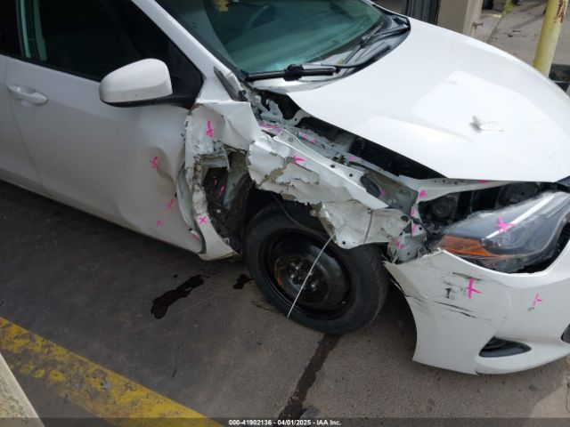 2T1BURHE5HC882074 Toyota COROLLA LE