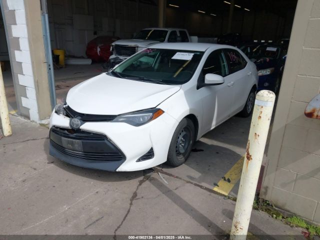 2T1BURHE5HC882074 Toyota COROLLA LE