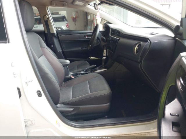 2T1BURHE5HC882074 Toyota COROLLA LE