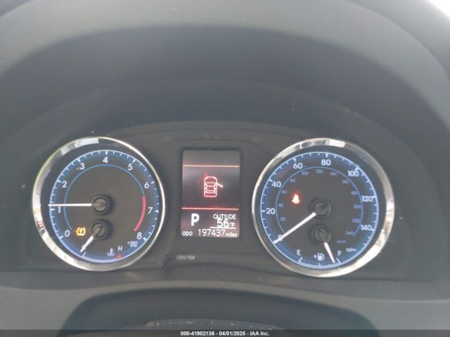 2T1BURHE5HC882074 Toyota COROLLA LE