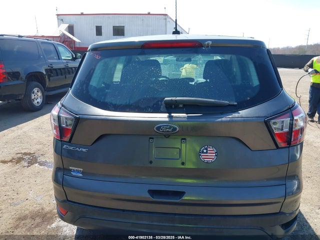 1FMCU0F7XHUC60864 Ford ESCAPE S