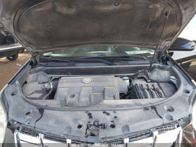 41902142 :رقم المزاد ، 3GYFNCE3XDS568605 vin ، 2013 Cadillac Srx Luxury Collection مزاد بيع