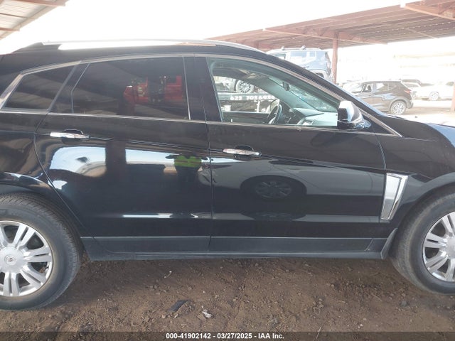 41902142 :رقم المزاد ، 3GYFNCE3XDS568605 vin ، 2013 Cadillac Srx Luxury Collection مزاد بيع