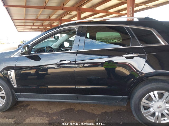 41902142 :رقم المزاد ، 3GYFNCE3XDS568605 vin ، 2013 Cadillac Srx Luxury Collection مزاد بيع