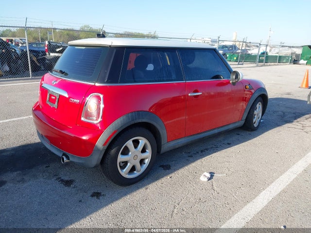 2010 MINI COOPER WMWMF3C58ATZ21856 Photo 3