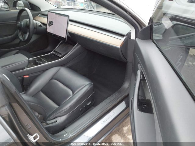 5YJ3E1EA0JF101564 Tesla Model 3 Long Range/mid Range