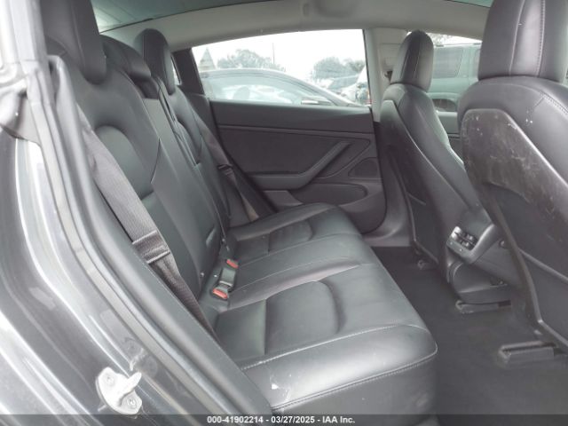 5YJ3E1EA0JF101564 Tesla Model 3 Long Range/mid Range