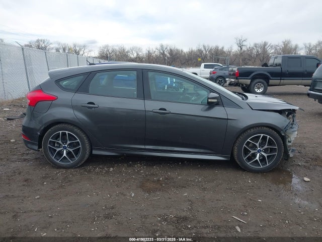 Ford Focus 2015 1FADP3K22FL292048 Image 13