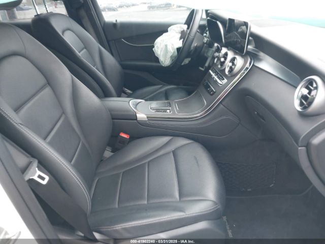 W1N0G8DB6LF801516 Mercedes-Benz GLC 300