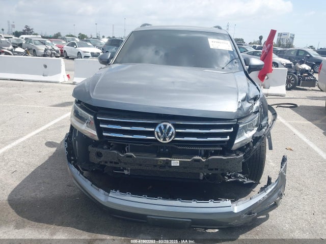 3VV3B7AX9LM061569 Volkswagen Tiguan 2.0t Se/2.0t Se R-line Black/2.0t Sel
