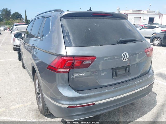 3VV3B7AX9LM061569 Volkswagen Tiguan 2.0t Se/2.0t Se R-line Black/2.0t Sel