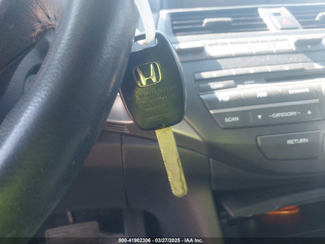 Aukcja sprzedaży 2010 Honda Accord 3.5 Ex-l, vin: 1HGCP3F82AA015541, numer aukcji: 41902306